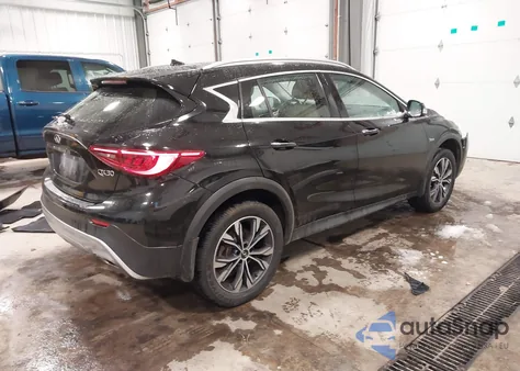 2018 Infiniti Qx30 Premium z USA, uszkodzony, nr VIN SJKCH5CR5JA048258